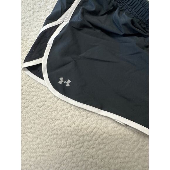 Under Armour Womens HeatGear Athletic Shorts Medium - Picture 5 of 8